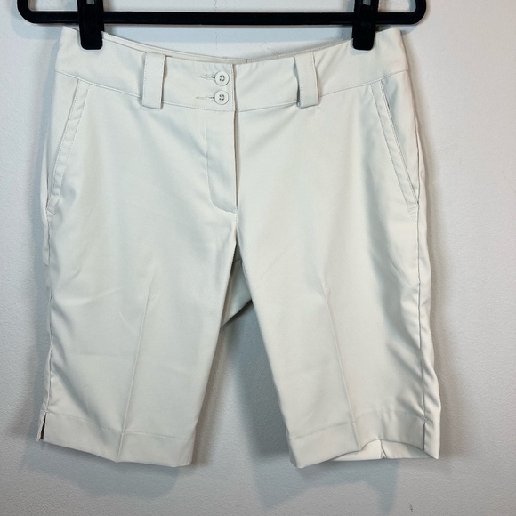 Nike Golf Women's  Tour Performance Bermuda Shorts  Beige Stretch Size 4 (30x11) - Picture 1 of 14